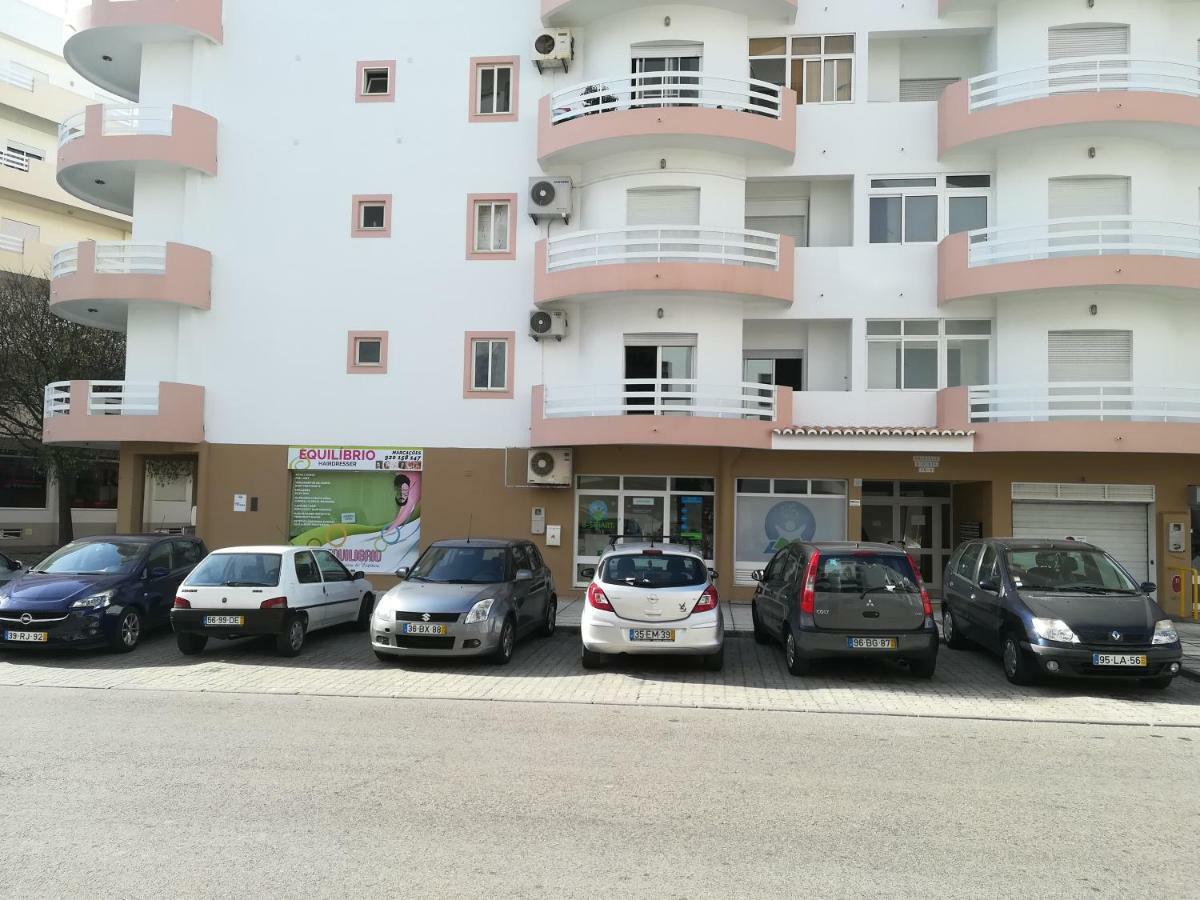 Porque Voce Merece Quarteira Exterior photo